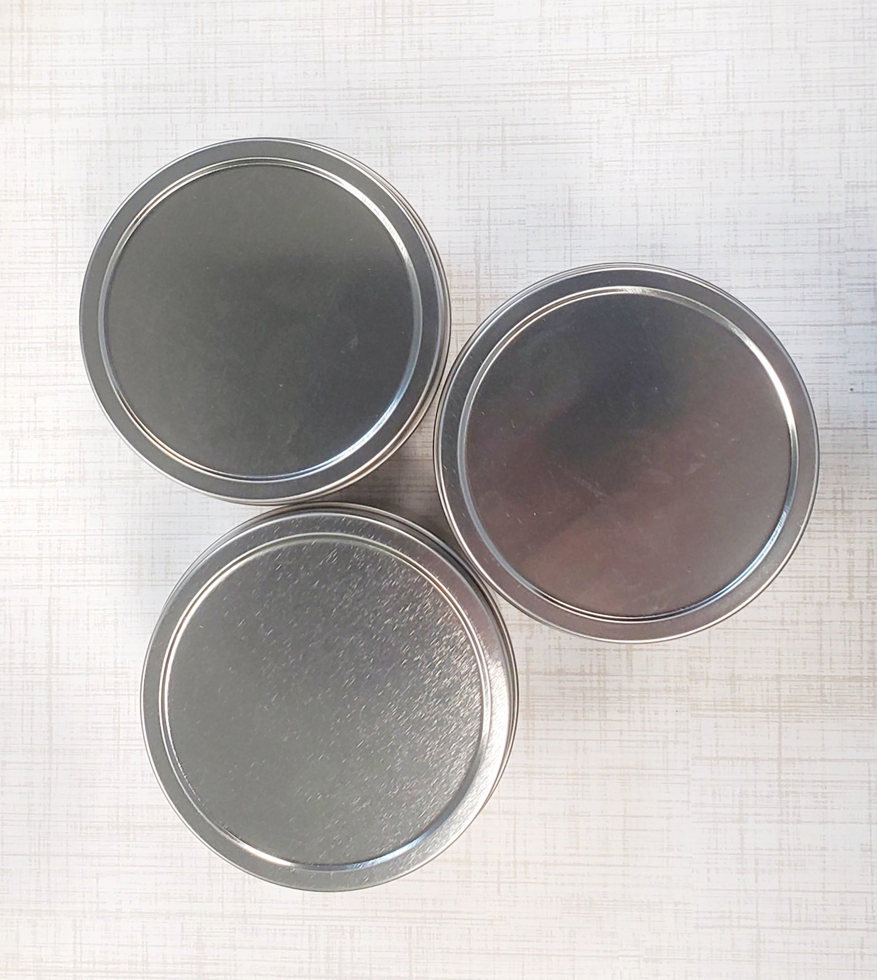 8 ounce - 24/ Wholesale Tins in Silver  with  lid/$10.50